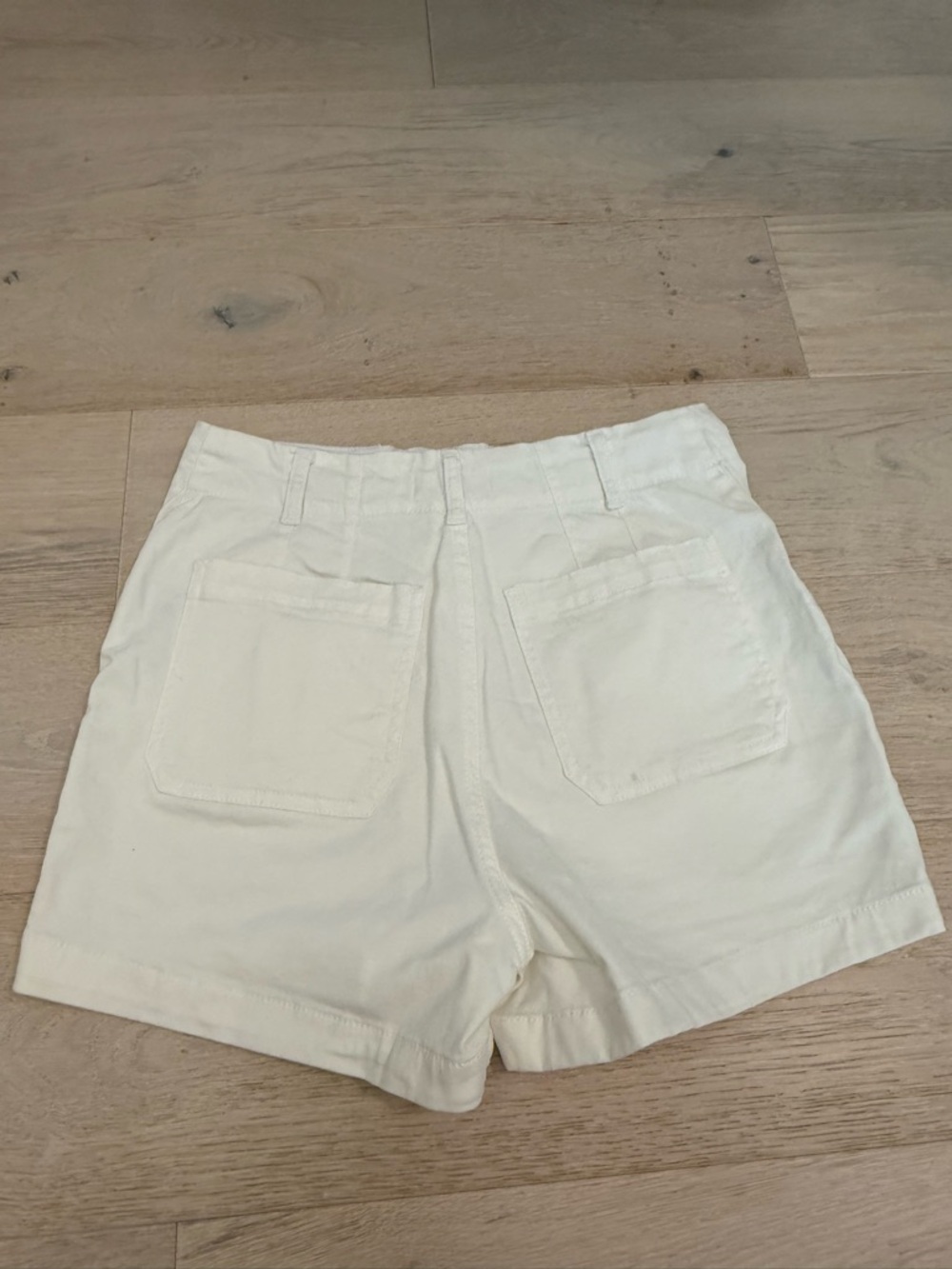 Bagatelle Collection White Shorts Size 8 - Picture 6 of 7